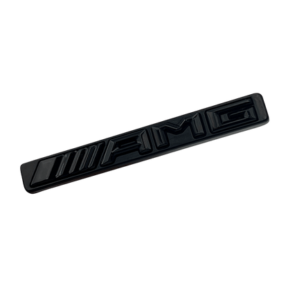 Blank Sort Mercedes AMG Grill Emblem