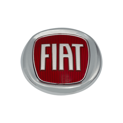 Fiat 500 baklogo i rødt og krom 92 mm